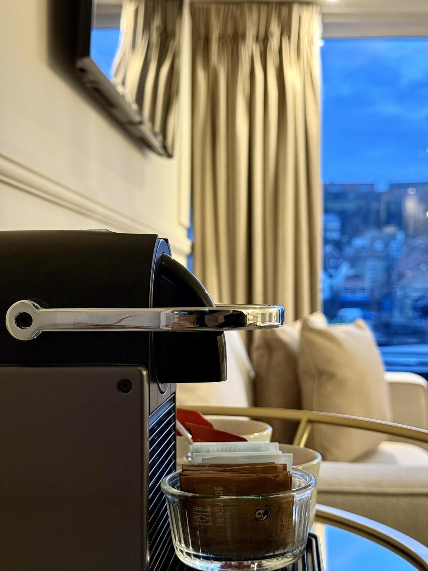 Number 3 Pier Road Suites วิทบี ภายนอก รูปภาพ